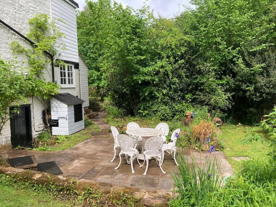 Ashdown Forest Character Cottage, 18Th Century Crowborough Extérieur photo